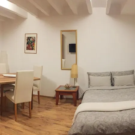Cozy In Apartment